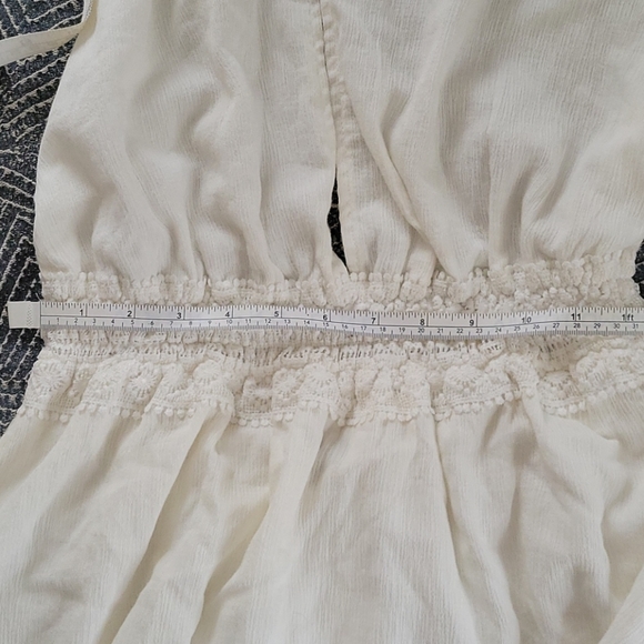 Backless Romper - Picture 7 of 9